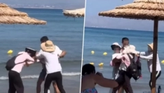 TUČA I HAOS NA GRČKOJ PLAŽI: Potukle se MASERKE oko teritorije (VIDEO)
