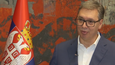 VUČIĆ O POVEĆANJU MINIMALNE ZARADE U SRBIJI "Veoma sam srećan, to pokazuje našu brigu o ljudima"