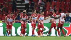 "DELIJE", BOLJI POZIV VAM NE TREBA Fudbaleri Zvezde zovu navijače na proslavu rođendana (VIDEO)