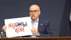 NA SPISKU 700 ARTIKALA Premijer Vučević o „Najboljoj ceni“, proizvodima koji pojeftinjuju i novim akcijama pomoći koje vlada sprema