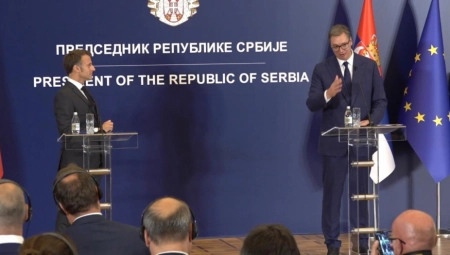 VUČIĆ: Francuske kompanije učestvuju u izgradnji metroa u Srbiji