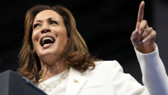 LJUDI ISMEVAJU KAMALU "Inteligentni ljudi ovo ne rade!" (VIDEO)