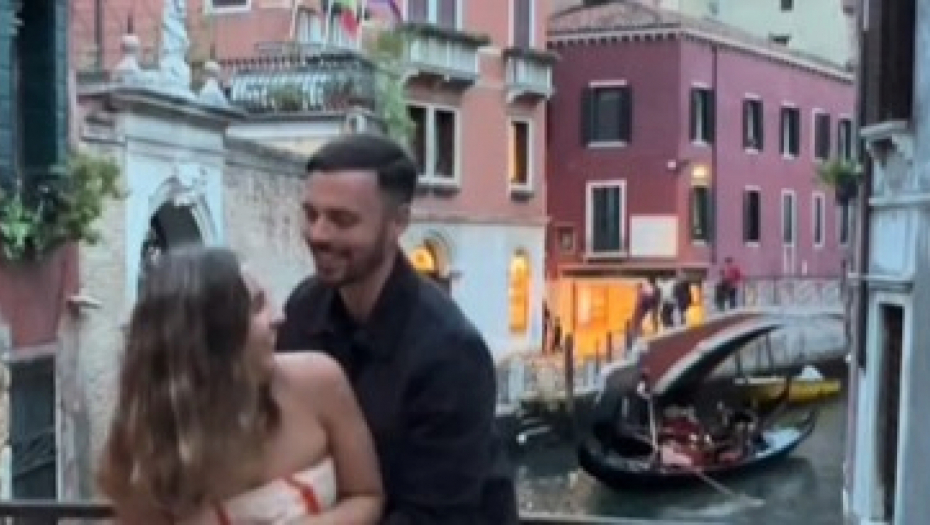 DEČKO JE POVUKAO ZA RUKU, ONA KRENULA DA VRIŠTI Nije ni slutila njegove prave namere, sve se promenilo za sekund! (VIDEO)