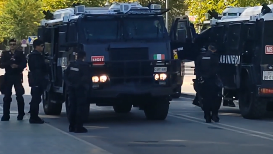 AKTIVIRAO SE KFOR Stiglo pojačanje na mostu na Ibru