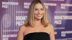 "ŽIVA BARBIKA" POKAZALA TRUDNIČKI STOMAČIĆ U MINIJATURNOM BIKINIJU Komentari se samo nižu, nema ravnodušnih