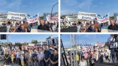 EVO KAKO JE NAROD DOČEKAO PREDSEDNIKA SRBIJE! Došli sa transparentima: Hvala Vučiću! (FOTO)