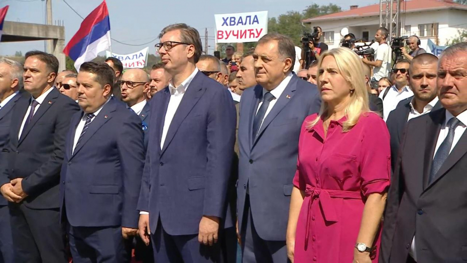 "SRBIJA JE U DOM ZDRAVLJA ULOŽILA 1,8 MILIONA EVRA" Predsednik prisustvovao otvaranju novoizgrađenog Doma zdravlja "Srbija" (FOTO/VIDEO)