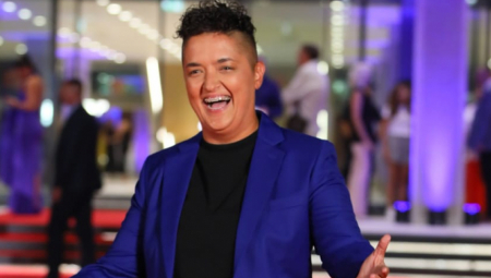 NA MARIJINOM KONCERTU DEČAK USTAO IZ INVALIDSKIH KOLICA Publika u neverici, njegova majka nije mogla da sakrije emocije