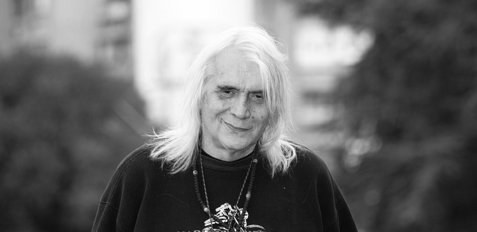 ZBOG BORINIH REČI PLAKALA JE CELA SRBIJA Pre smrti majci napisao pismo, javno otkrio kako ga je osramotila!