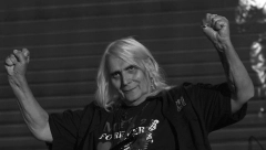 "SEDEO JE U KAFIĆU I..." Bora pre smrti oduševio postupkom, to je bilo njegovo poslednje pojavljivanje u javnosti