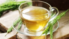 Naručite čaj, a konobar vas iznenadi skrivenim troškom: Nova stavka mnogima neprihvatljiva!