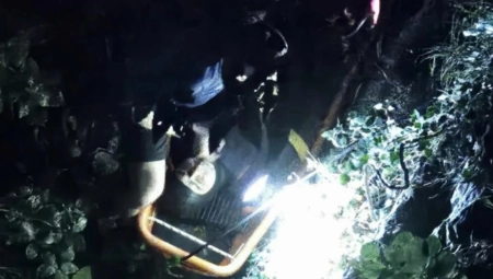 RIBOLOVAC PAO U KANON MORAČE: Spasioci ga izvlačili tri sata