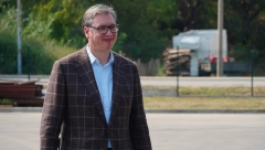 NEMA PLATE ISPOD 2.000 EVRA ALI NIKO NEĆE DA RADI Vučić: Došla su druga vremena, država će dati novac ali očekujemo REZULTATE