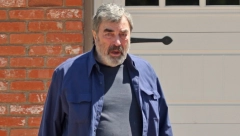 DA LI PREPOZNAJETE OVOG GLUMCA? Nekada su sve žene ludele za njim, a sada je njegov izgled sve zabrinuo