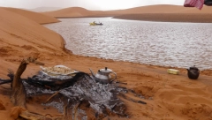 ŠOK SCENA U SAHARI Tamo pljušti kiša od srede, POTOP JE, napravilo se jezero! (FOTO) (VIDEO)