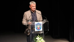 BORA JE PRE DVE GODINE IZABRAO SVOJU VEČNU KUĆU Prvi se obratio gradonačelnik Čačka, cela sala u suzama!