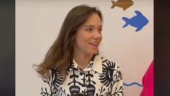 U NJIHOVOJ KUĆI JE KAO U VRTIĆU Kristina ima samo 26 godina, a već je majka 22 deteta!