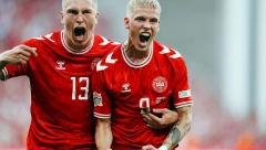 AU, KAKAV GOL! Poulsen spektaklularnim makazicama duplirao prednost Danske (VIDEO)