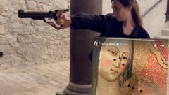 PUCALA U SLIKU ISUSA I BOGORODICE, A SADA JOJ SE CRNO PIŠE Stranka GLP želi da izbaci Ameti iz svojih redova, ostala i bez posla
