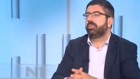 LAZOVIĆ PRIZNAO: Opozicija stoji iza protesta, imamo želju da na ulici pritiskamo vlast (VIDEO)