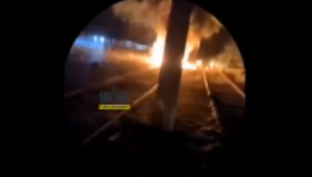 MASOVNI RUSKI NAPAD DRONOVIMA NA UKRAJINSKI GRAD Sve je u plamenu, šahidi se zabijali u zgrade i škole, isplivali snimci (VIDEO)