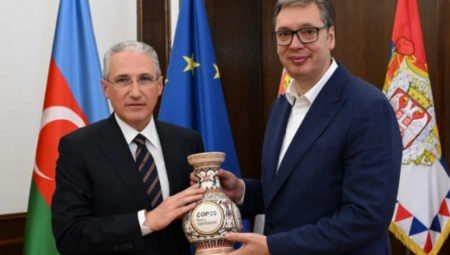 ODLIČAN RAZGOVOR O SVIM TEMAMA OD ZNAČAJA ZA NAŠE DVE ZEMLJE Predsednik Vučić se sastao sa ministrom ekologije i prirodnih resursa Republike Azerbejdžan