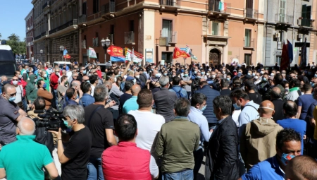 HITNA ODLUKA! Više od 50.000 ljudi ostaje bez dobro plaćenog posla