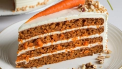 TORTA OD ŠARGAREPE Recept čuvene rok zvezde Tine Tarner, tajna je u ovom sastojku