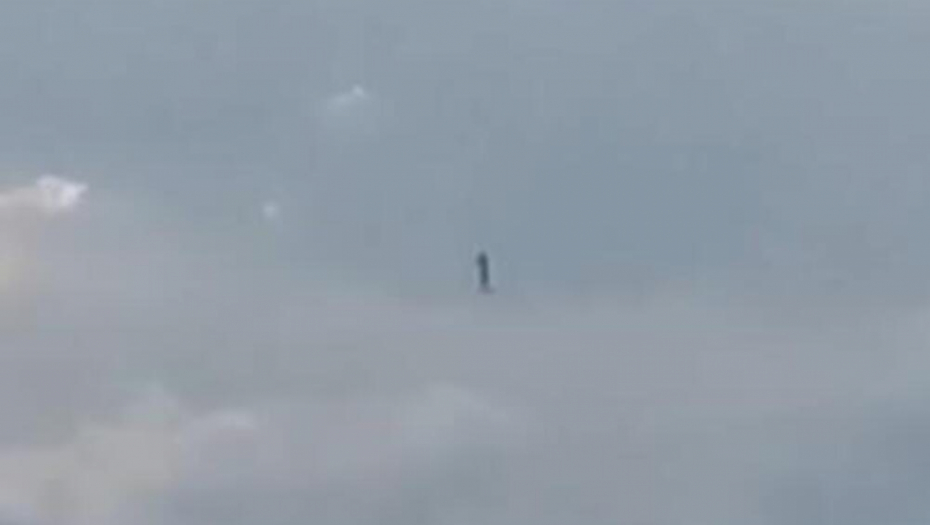 NEBESKI HODAČ IZ MRKONJIĆ GRADA PODVIGOM RASPAMETIO REGION: Čudo u Bosni, pogledajte hod po žici od kog podilazi jeza! (VIDEO)