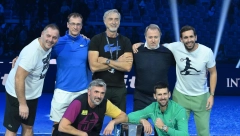 MREŽE GORE Bivši Novakv trener objavio fotku iz aviona: Šta rade Siner i Alkaraz? (FOTO)