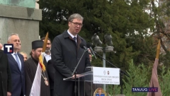 VUČIĆ: "POTPISAO SAM SAGLASNOST ZA OBAVLJANJE REDOVNOG VOJNOG ROKA"