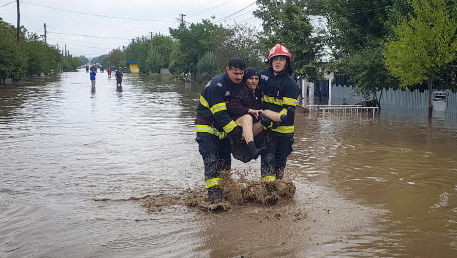 MAPA CIKLONA BORISA Stručnjaci otkrivaju gde se u odnosu na našu zemlju sada nalazi sistem koji Evropi doneo KATAKLIZMU