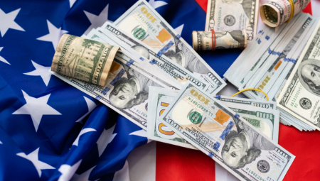 OVO JE ISTINA! Nećete verovati koliku platu prima predsednik Amerike