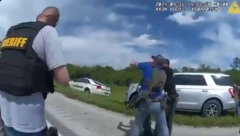 POGLEDAJTE HAPŠENJE ATENTATORA NA DONALDA TRAMPA! Snimak sa kamere koju su nosili policajci (VIDEO)