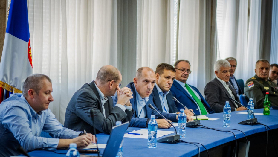 DRŽAVA JE ODLUČNA DA UKINE LISTE ČEKANJA! Ministar Lončar na sastanku sa direktorima zdravstvenih ustanova