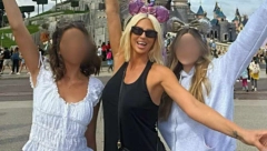 JADNA MOJA DECA! Karleuša otkrila sa čime se suočavaju njene ćerke: Potresno je!