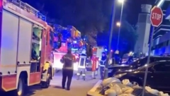 GORI POZNATA KLINIKA NA NOVOM BEOGRADU: Veliki požar, više vatrogasnih ekipa na terenu, zapalila se KLIMA (VIDEO)