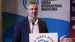 BEOGRADSKI MARATON MISLI NA SVE Održan humanitarni panel ŽENSKO ZDRAVLJE U FOKUSU: SPORT, PREVENCIJA I INKLUZIJA ZA SVE
