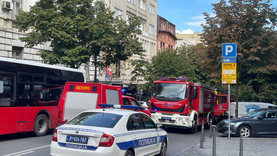 "ČULA SE JAKA EKSPLOZIJA, MISLIMO DA JE SVE KRENULO OD PLINA" Komšije nastradalog bračnog para o tragediji u Rakovici