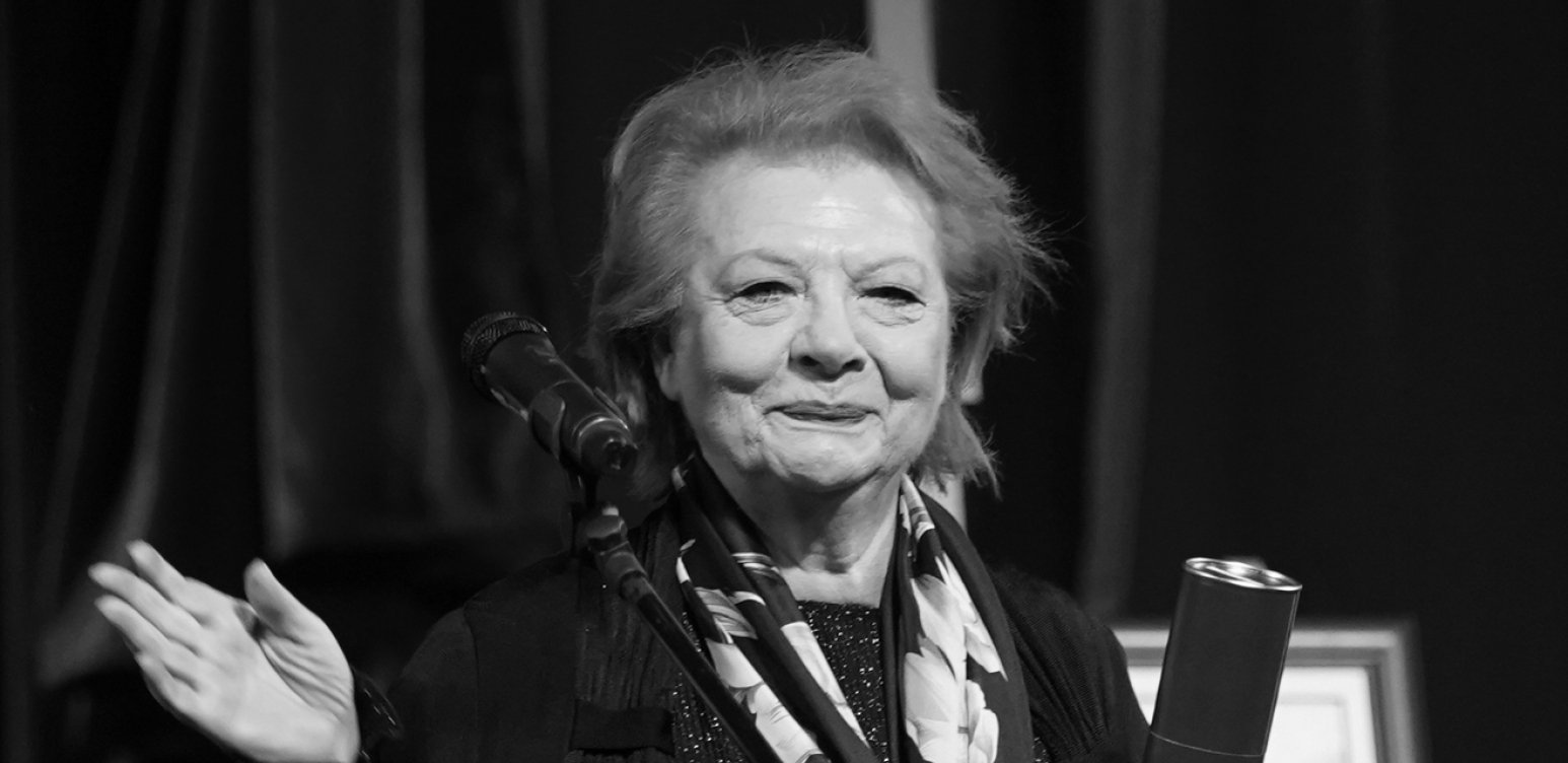 PORODICA SE OPROSTILA OD RADMILE ŽIVKOVIĆ Osvanula čitulja, reči slamaju srce!