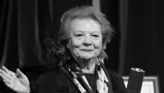 PORODICA SE OPROSTILA OD RADMILE ŽIVKOVIĆ Osvanula čitulja, reči slamaju srce!