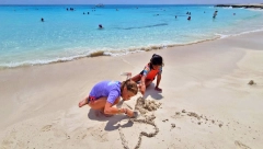 POPUST DO 300 EVRA, PONUDA KOJA SE NE PROPUŠTA! Zlatne plaže, kristalno čista voda i luksuzni hoteli čekaju na vas!