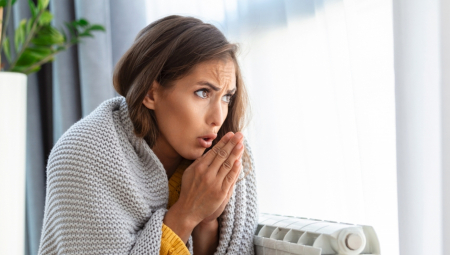 SMANJITE TROŠKOVE ZA 2 SEKUNDE Trik sa radijatorom štedi novac i perfektno greje vaš dom, caka je u jednom pokretu