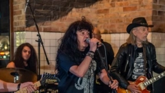 SLAVLJE U VELIKOM STILU Omiljeni restoran u Zemunu proslavio četvrti rođendan uz grupu Kerber