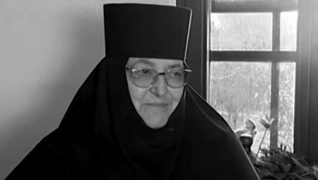 UMRLA JE MATI EFROSINIJA Igumanija manastira u Temskoj uživala ogromno poštovanje vernika