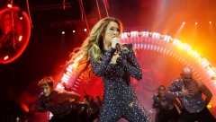 TEA RASPRODALA JOŠ JEDAN KONCERT! Tairovićeva najavila spektakl, a tek kada čujete sa kim snima duet!