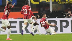 DERBI "ZVEZDINIH RIVALA" Ludilo na Meaci, Milan šokirao Inter u 89. minutu