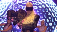 PUBLIKA JAČA OD KARLEUŠE U KRALJEVU Šok snimci sa koncerta, Jelena ostala bez teksta, odmah se oglasila!