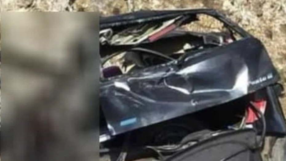 ŽENA NASTRADALA U UDESU KOD ZLATIBORA Sudarili se kamion i automobil, AUTO SMRSKAN SKROZ