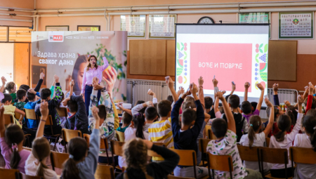 KARAVAN „ZDRAVA HRANA SVAKOG DANA“ OBIĆI ĆE 43 GRADA U SRBIJI MAXI i Ministarstvo prosvete nastavljaju edukativni program o značaju zdrave ishrane